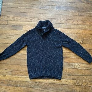 Urban pipeline long sleeve sweater boys L
